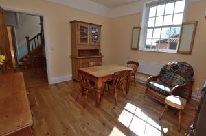 Breakfast Room- click for photo gallery